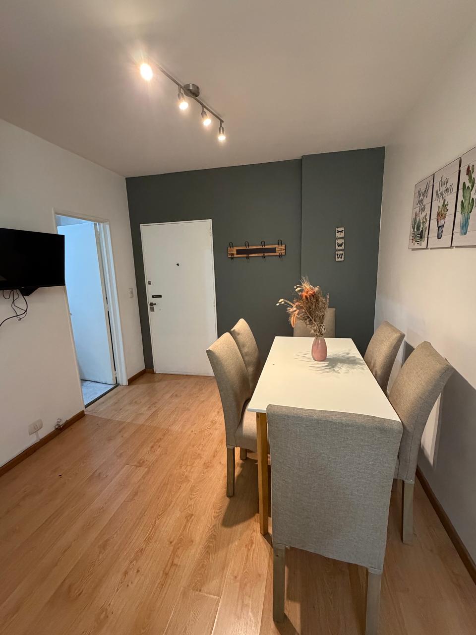 Departamento 2 ambientes en Recoleta — Azcuénaga 1021 — Venta, foto 2 de 8