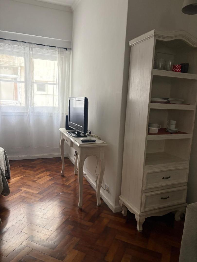Monoambiente en Recoleta — Vicente Lopez 1700, Recoleta, Capital Federal — Alquiler, foto 5 de 8