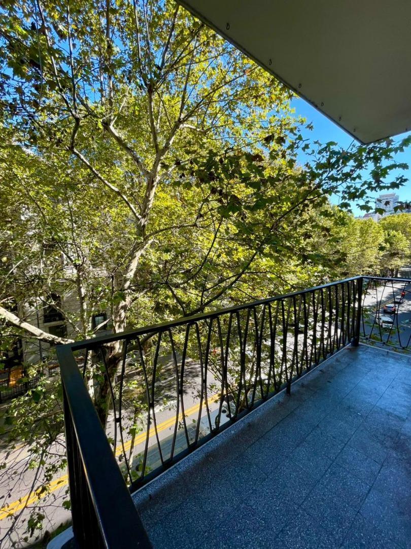 Departamento 4 ambientes en Palermo — Av. Las Heras 2600, Palermo, Capital Federal — Venta, foto 1 de 8