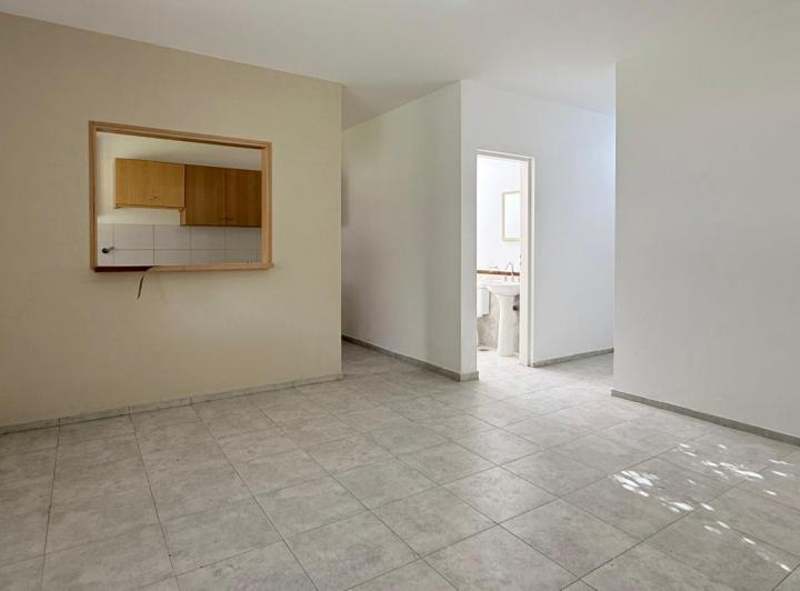 Propiedad importada — Avenida Ejercito Argentino al 300 — Venta, foto 6 de 8