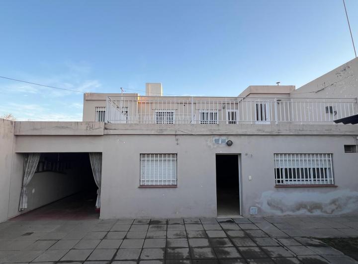 Casa 10 ambientes en Alto Verde — Bv Los Granaderos al 2800 — Venta, foto 3 de 8