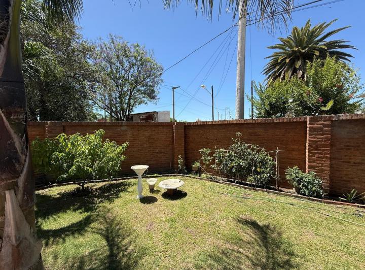 Casa 3 Dorm. en Villa Cornu — Vulcan al 7326 — Venta, foto 3 de 8