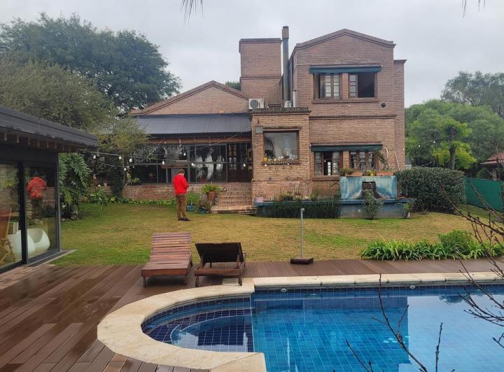 Casa 8 ambientes en 4 Hojas — San José de Calasanz al 2131 — Venta, foto 1 de 8