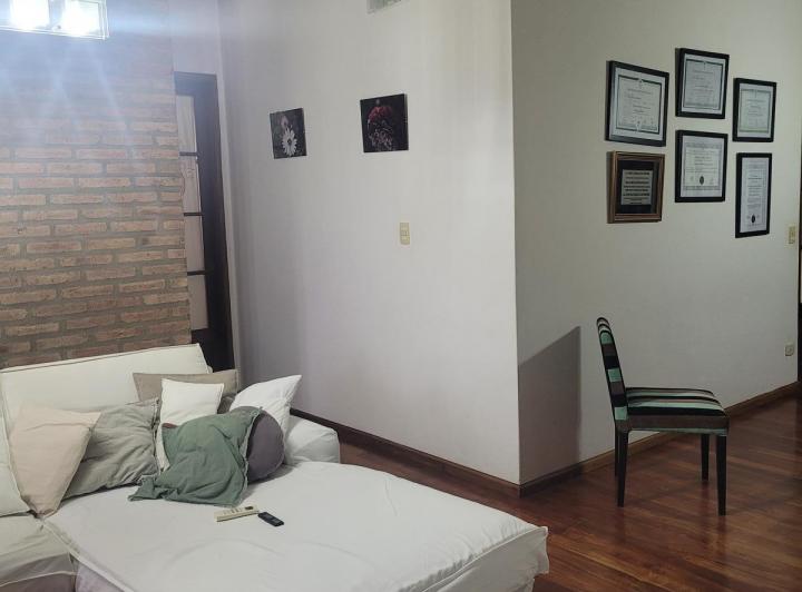 Casa 8 ambientes en 4 Hojas — San José de Calasanz al 2131 — Venta, foto 5 de 8