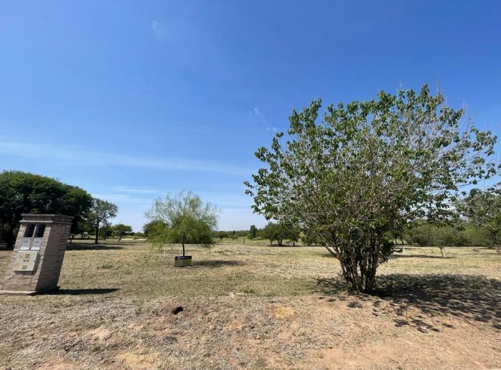 Lote en Valle del Golf — El Lote de tus Sueños con Fondo Golf *valle del Golf*mza 48 — Venta, foto 2 de 8