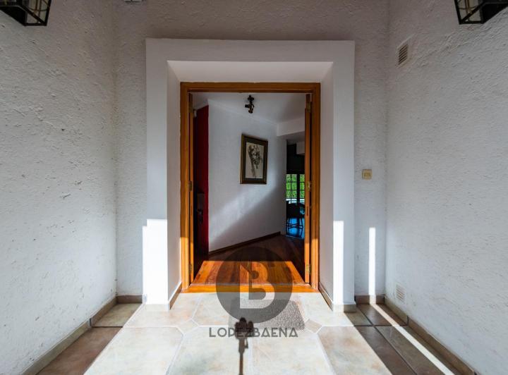 Venta Casa 4 Dorm. en Villa Allende Golf — Venta Casa 4 Dormitorios - Impecable! en Villa Allende Golf — Venta, foto 2 de 8