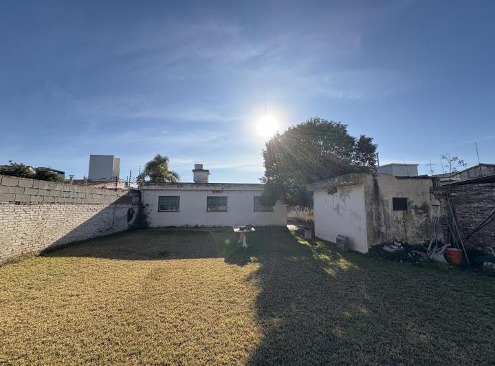 Casa 7 ambientes en Cerro de las Rosas — Gobernador Roque Ferreyra al 1500 — Venta, foto 2 de 8