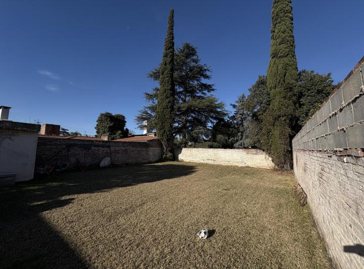 Casa 7 ambientes en Cerro de las Rosas — Gobernador Roque Ferreyra al 1500 — Venta, foto 4 de 8