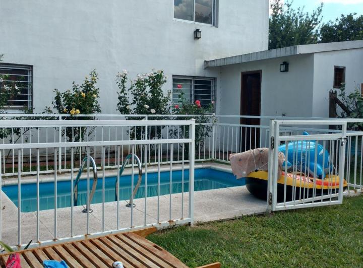 Casa 4 amb en Argüello Norte — Jose Tamborini al 7300 — Venta, foto 1 de 8