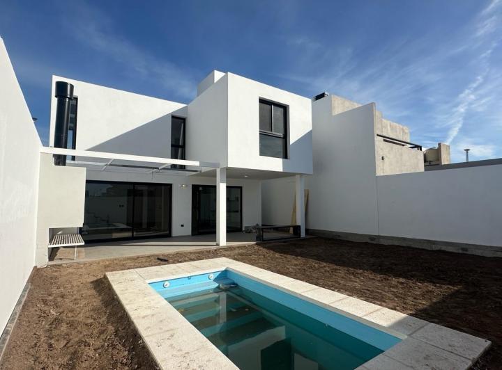 Casa 2 Dorm. en Docta — Mza 26 Lote 16 0 — Venta, foto 1 de 8