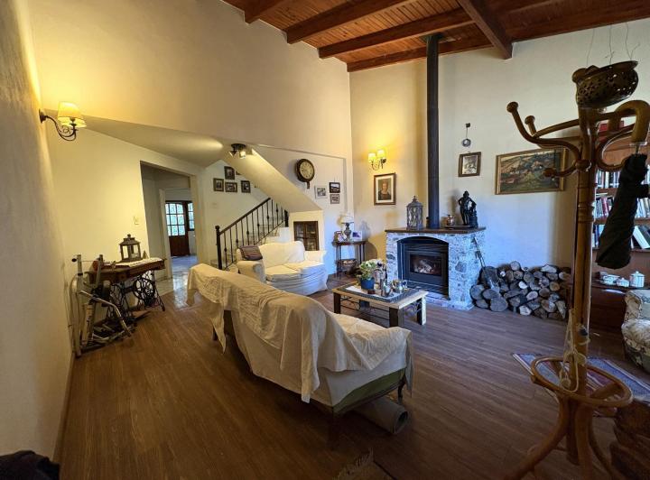 Casa 4 dorm. en San Salvador — Ángel Monasterio al 3800 — Venta, foto 2 de 8