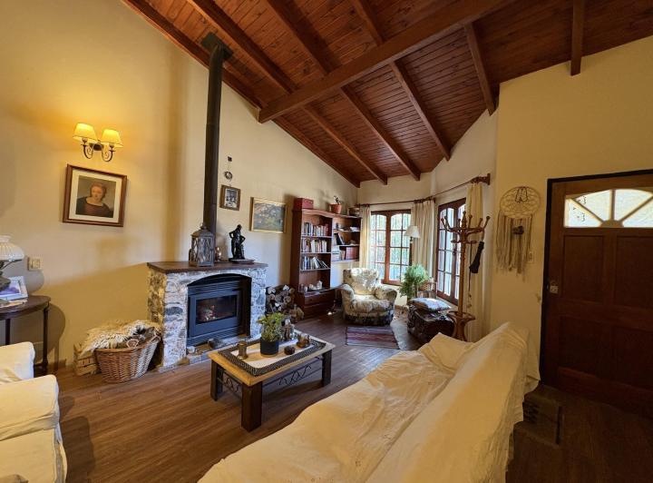 Casa 4 dorm. en San Salvador — Ángel Monasterio al 3800 — Venta, foto 3 de 8