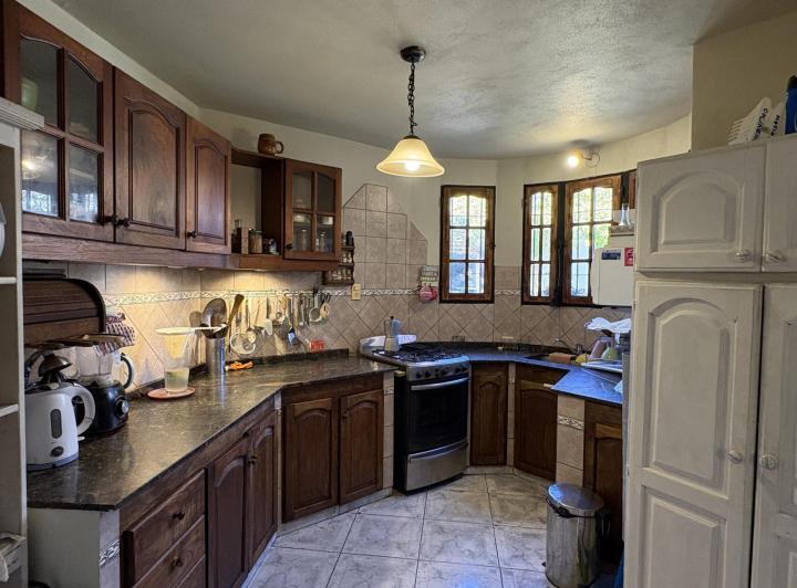Casa 4 dorm. en San Salvador — Ángel Monasterio al 3800 — Venta, foto 5 de 8
