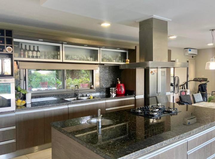 Casa 8 ambientes en Cinco Lomas, Villa Warcalde — Cinco Lomas, Pampa de los Guanacos al 10400 — Venta, foto 3 de 8