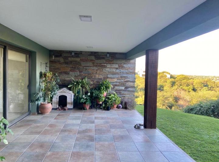 Casa 8 ambientes en Cinco Lomas, Villa Warcalde — Cinco Lomas, Pampa de los Guanacos al 10400 — Venta, foto 8 de 8