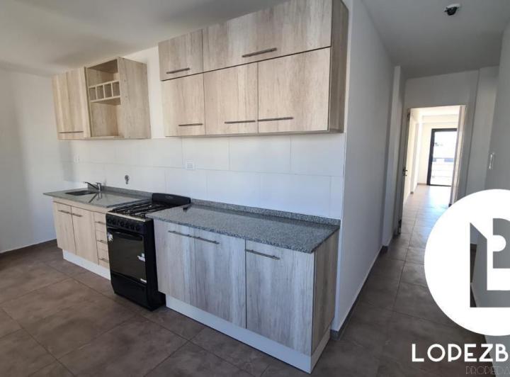 Departamento 5 ambientes en General Paz — 24 de Septiembre — Venta, foto 1 de 8