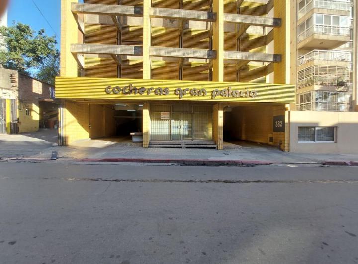 Cochera en Centro — Simón Bolivar al 300 — Venta, foto 2 de 8