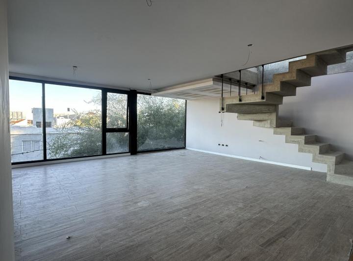 Departamento 5 ambientes en Cerro de las Rosas — Av. Rodríguez del Busto al 2400 — Venta, foto 4 de 8