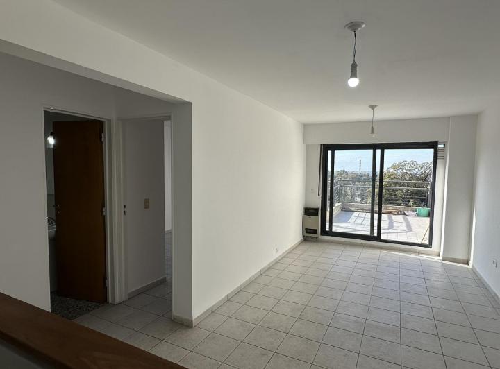 Departamento 2 ambientes en Nueva Córdoba — Bv Chacabuco al 1200 — Alquiler, foto 1 de 8