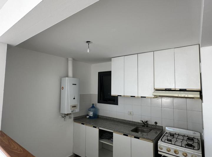 Departamento 2 ambientes en Nueva Córdoba — Bv Chacabuco al 1200 — Alquiler, foto 5 de 8
