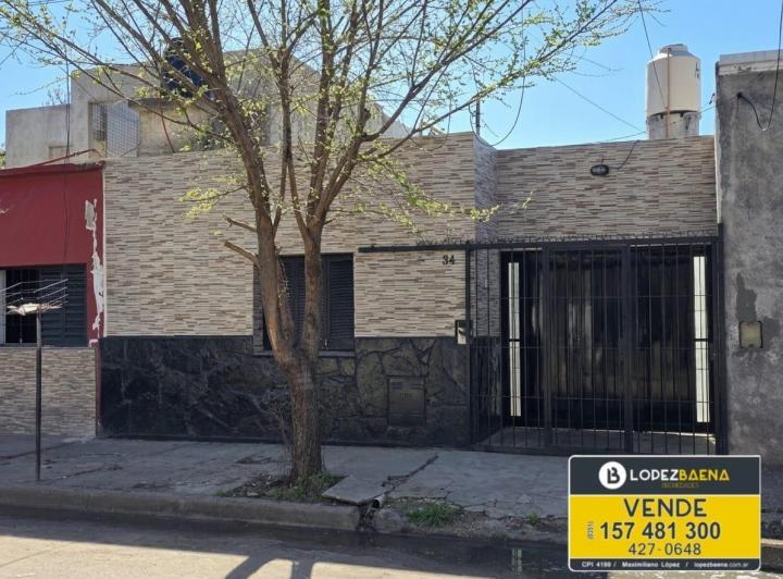 Casa 3 ambientes en Hipólito Yrigoyen — Achala al 734 — Venta, foto 1 de 8