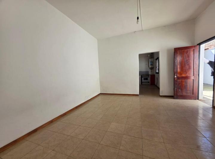 Casa 3 ambientes en Hipólito Yrigoyen — Achala al 734 — Venta, foto 4 de 8