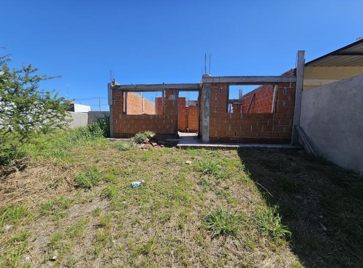 Lote con mejoras en Argüello Norte — Mza 9 Barrio Lo Tengo — Venta, foto 1 de 8