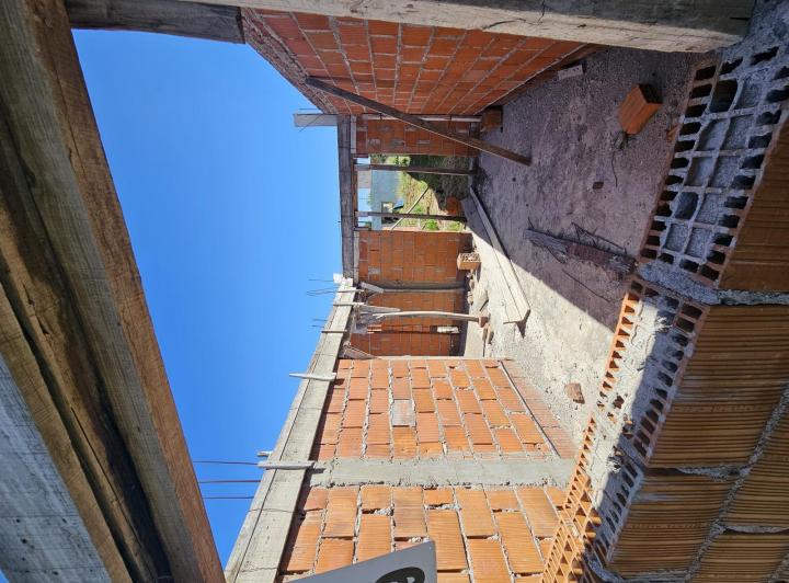 Lote con mejoras en Argüello Norte — Mza 9 Barrio Lo Tengo — Venta, foto 3 de 8