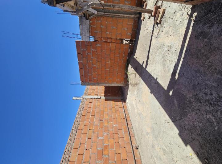 Lote con mejoras en Argüello Norte — Mza 9 Barrio Lo Tengo — Venta, foto 4 de 8