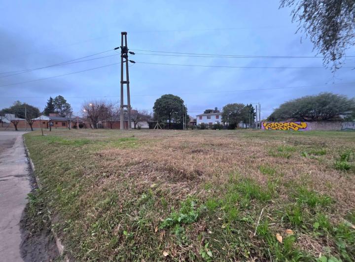 Terreno en Granja de Funes — Albano M De Laberge Esquina Islas Atlantico Sur — Venta, foto 5 de 8