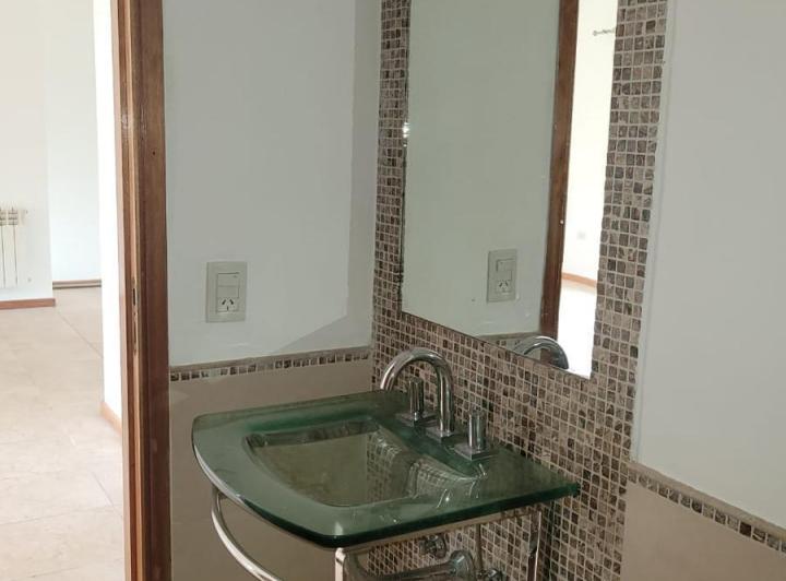 Casa 4 dormitorios en El Refugio — Raul Rina al 8500 — Venta, foto 5 de 8