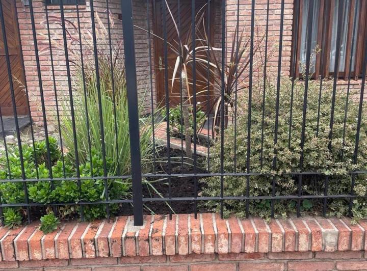 Casa 7 ambientes en Cerro de las Rosas — José Gigena 2070 — Alquiler, foto 1 de 8