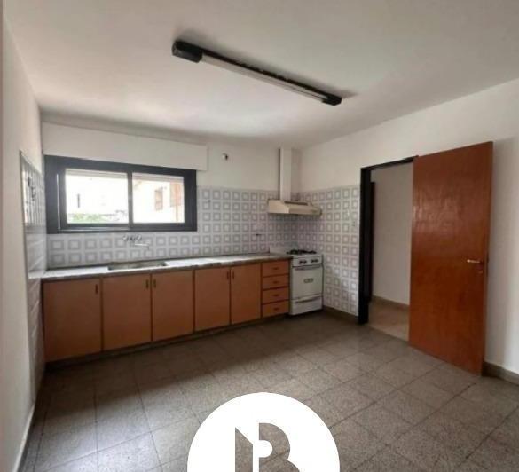 Departamento 5 ambientes en Nueva Córdoba — Pasaje España al 1300 — Venta, foto 5 de 8