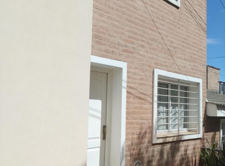 PH 4 ambientes en Alto Alberdi — 9 de Julio al 3300, Duplex en Complejo Cerrado, 2 Dorm., Patio y Cochera. — Venta, foto 3 de 8