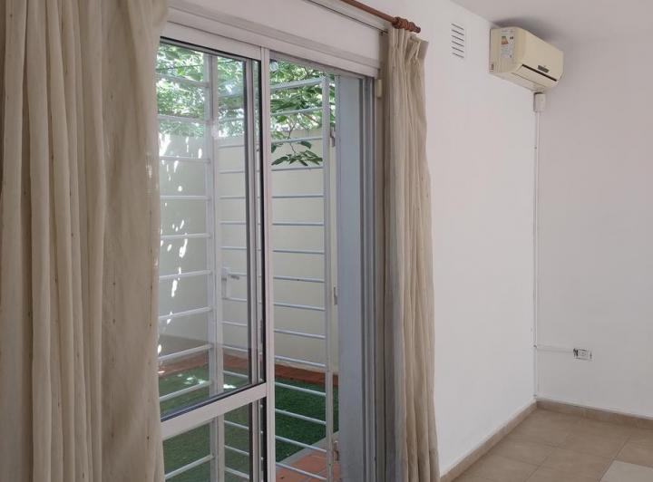 PH 4 ambientes en Alto Alberdi — 9 de Julio al 3300, Duplex en Complejo Cerrado, 2 Dorm., Patio y Cochera. — Venta, foto 8 de 8