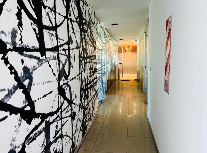 Local Comercial 1 Ambiente en Cerro de las Rosas — Venta Oficinas Premiun 74 mt con Estacionamiento / Cerro de las Rosas — Venta, foto 3 de 8