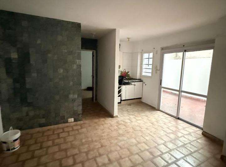 Depto 1 Dorm en Alquiler en Centro, Córdoba — Santa Rosa al 100 — Alquiler, foto 2 de 8