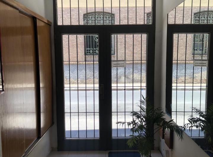 Departamento 2 Dorm. en Alberdi — Mendoza al 100 — Venta, foto 2 de 8