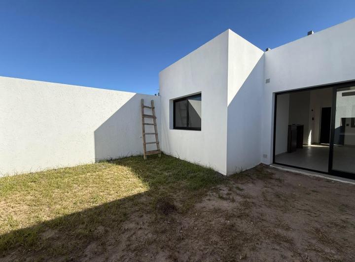 Dúplex 2 Dorm en Rincones de Manantiales — MZA 11 Lote 13 — Venta, foto 8 de 8