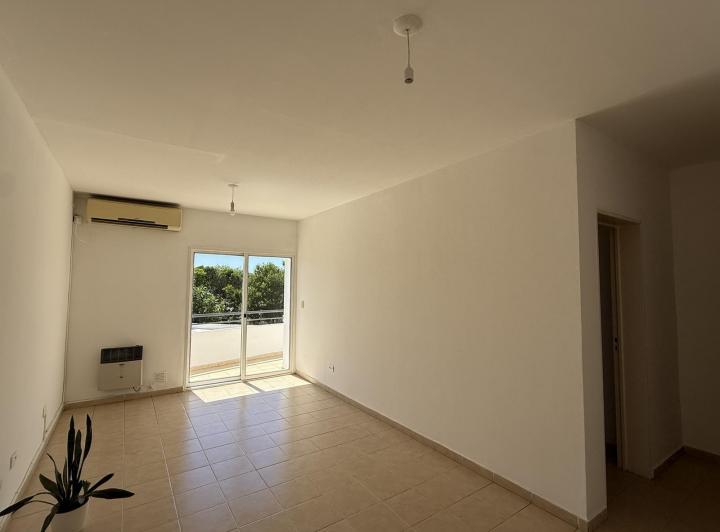 Departamento 3 ambientes en Alberdi — Diego Cala al 400 — Venta, foto 8 de 8