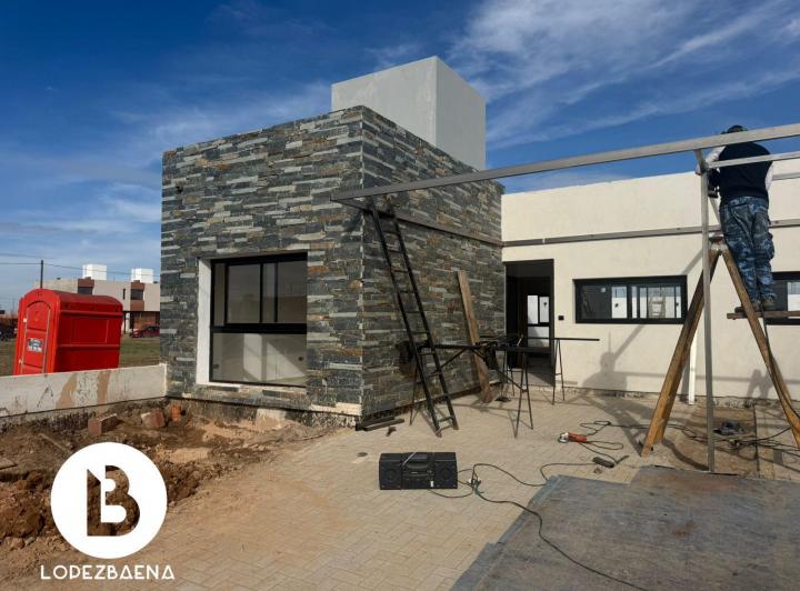Casa en Venta 2 Dorm en Pampas de Manantiales — C. Publica - Pampa de Manantiales — Venta, foto 2 de 8