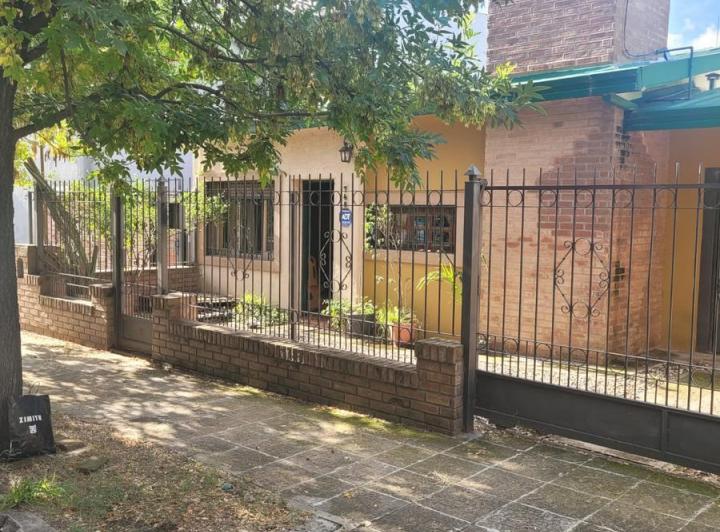 Casa 6 ambientes en Colinas de Vélez Sársfield — Romagosa al 700 — Venta, foto 2 de 8