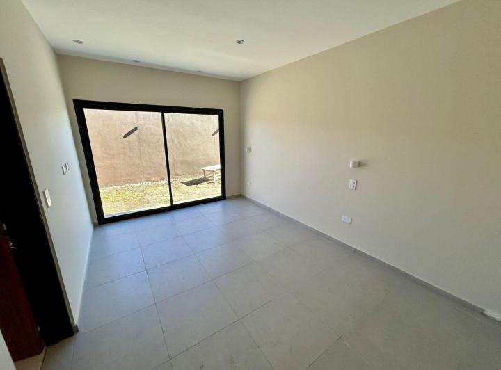 Casa 3 Dorm en Rincones de Manantiales — Av. La Donosa al 4200 — Venta, foto 6 de 8