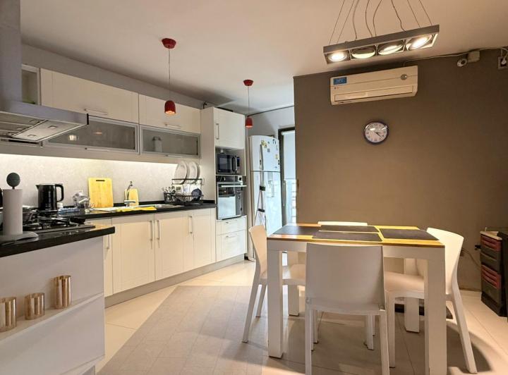 Casa 4 Ambientes en Barrio Arguello — Sinchi Roca al 7600 — Venta, foto 1 de 8