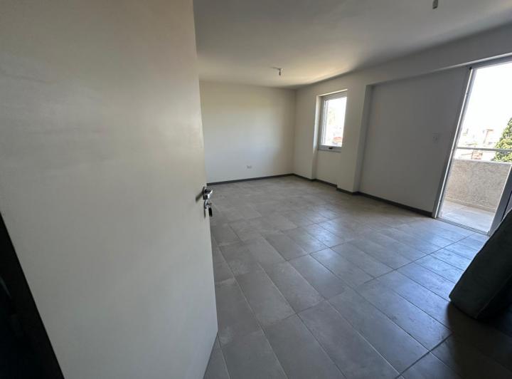 Departamento 4 ambientes en General Pueyrredón — Felix Frias 1276 Piso 4 — Venta, foto 7 de 8
