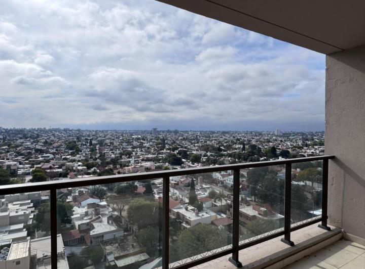 Departamento 3 ambientes en Las Rosas — Manuel Quintana al 1000 — Venta, foto 1 de 8