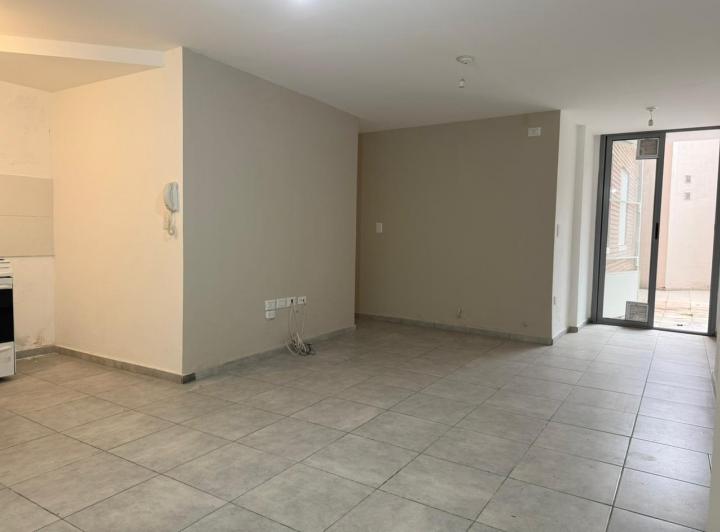 Departamento 3 Ambientes en Alto Alberdi — Av. Duarte Quiros al 2800 — Venta, foto 1 de 8