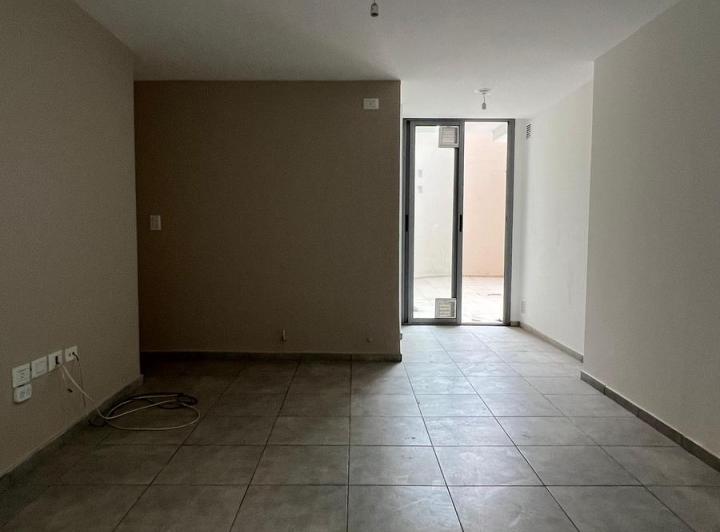 Departamento 3 Ambientes en Alto Alberdi — Av. Duarte Quiros al 2800 — Venta, foto 3 de 8