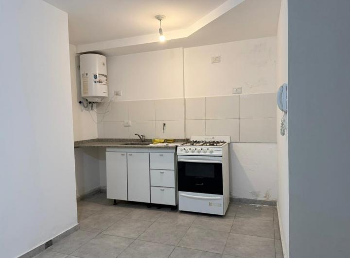 Departamento 3 Ambientes en Alto Alberdi — Av. Duarte Quiros al 2800 — Venta, foto 5 de 8