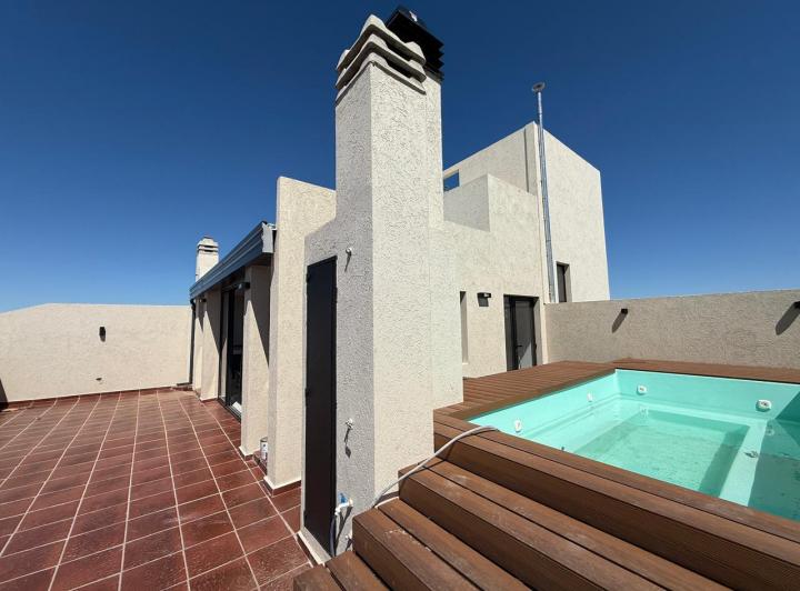 Departamento 2 ambientes en Alto Alberdi — Cayetano Silva 45 — Venta, foto 1 de 8